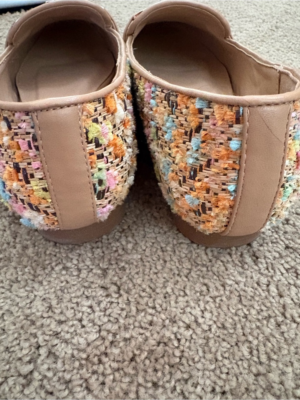 Multicolor Tweed Loafers with Gold Chain Trim Size 8 - Picture 2 of 6